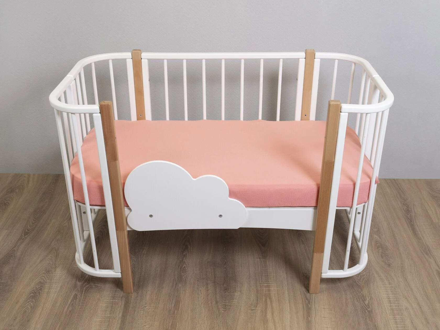 Кроватка КАРАМЕЛЬ с комплектом матрасов и маятником 4