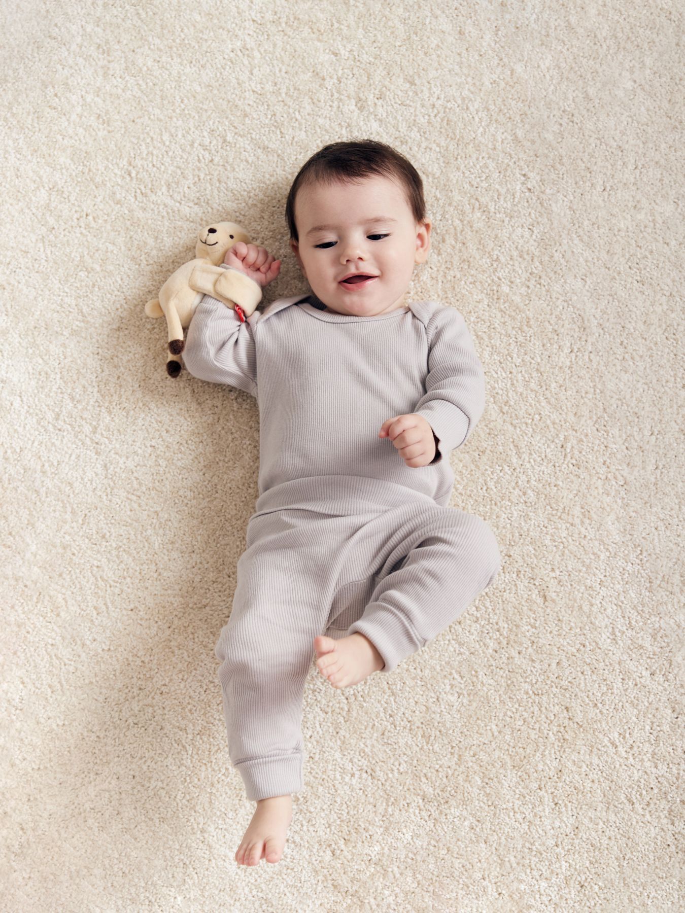 igrushki_imidzh_22_02319 Игрушка-погремушка Happy Baby браслет 2