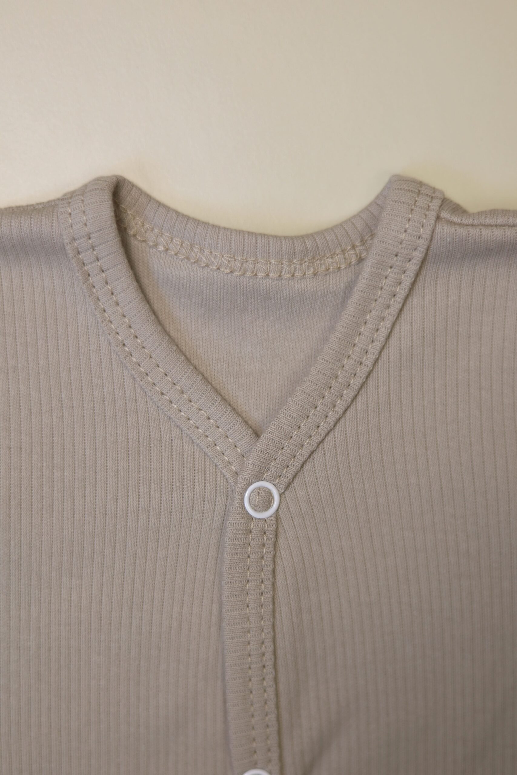 Боди MATUSHKIN прямая застежка, длинный рукав, швы внутрь, интерлок-лапша, цвет серо-бежевый