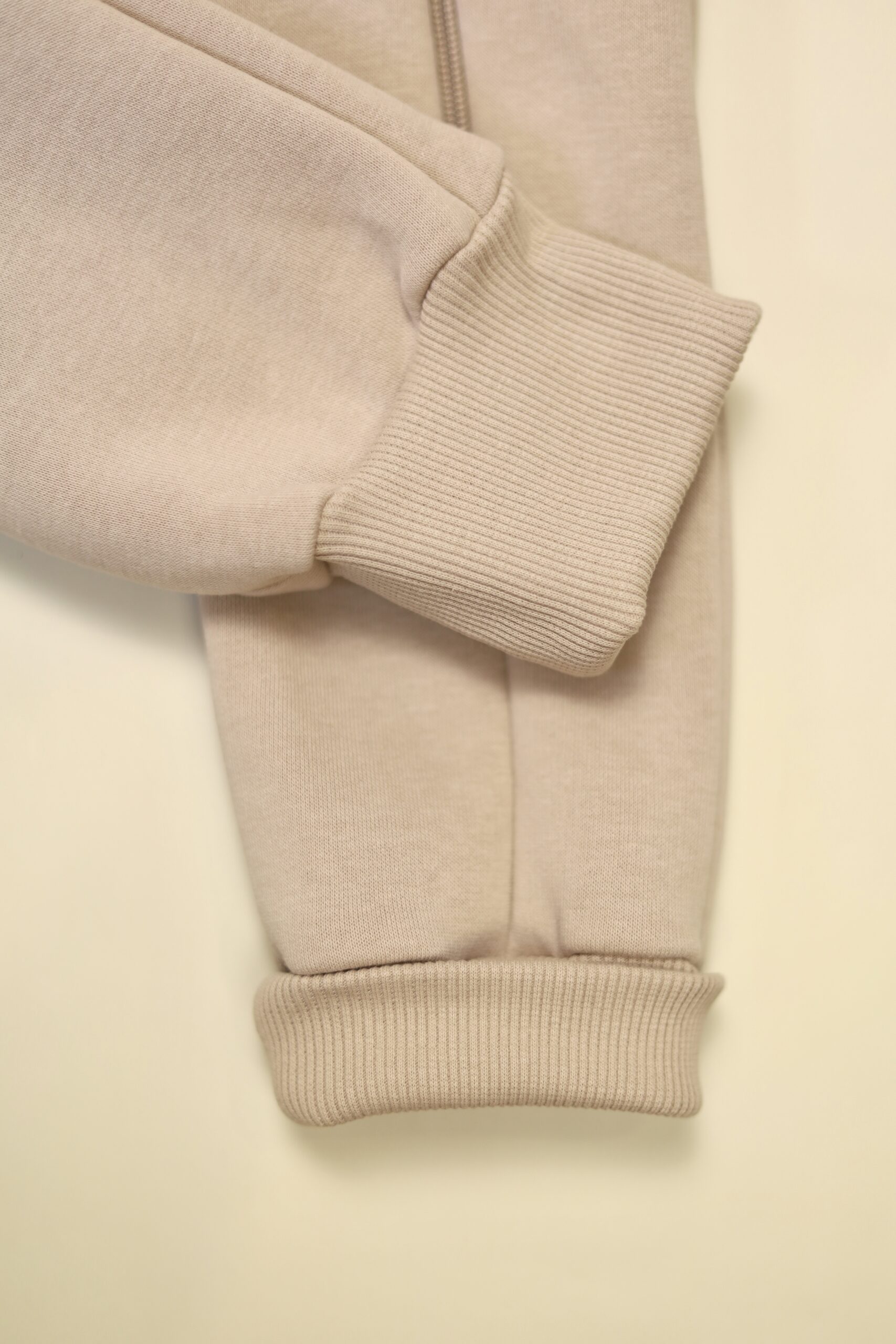 Комбинезон MATUSHKIN с капюшоном,на молнии в ножку,манжеты с отворотом,закр. ножки,футер с начесом 6