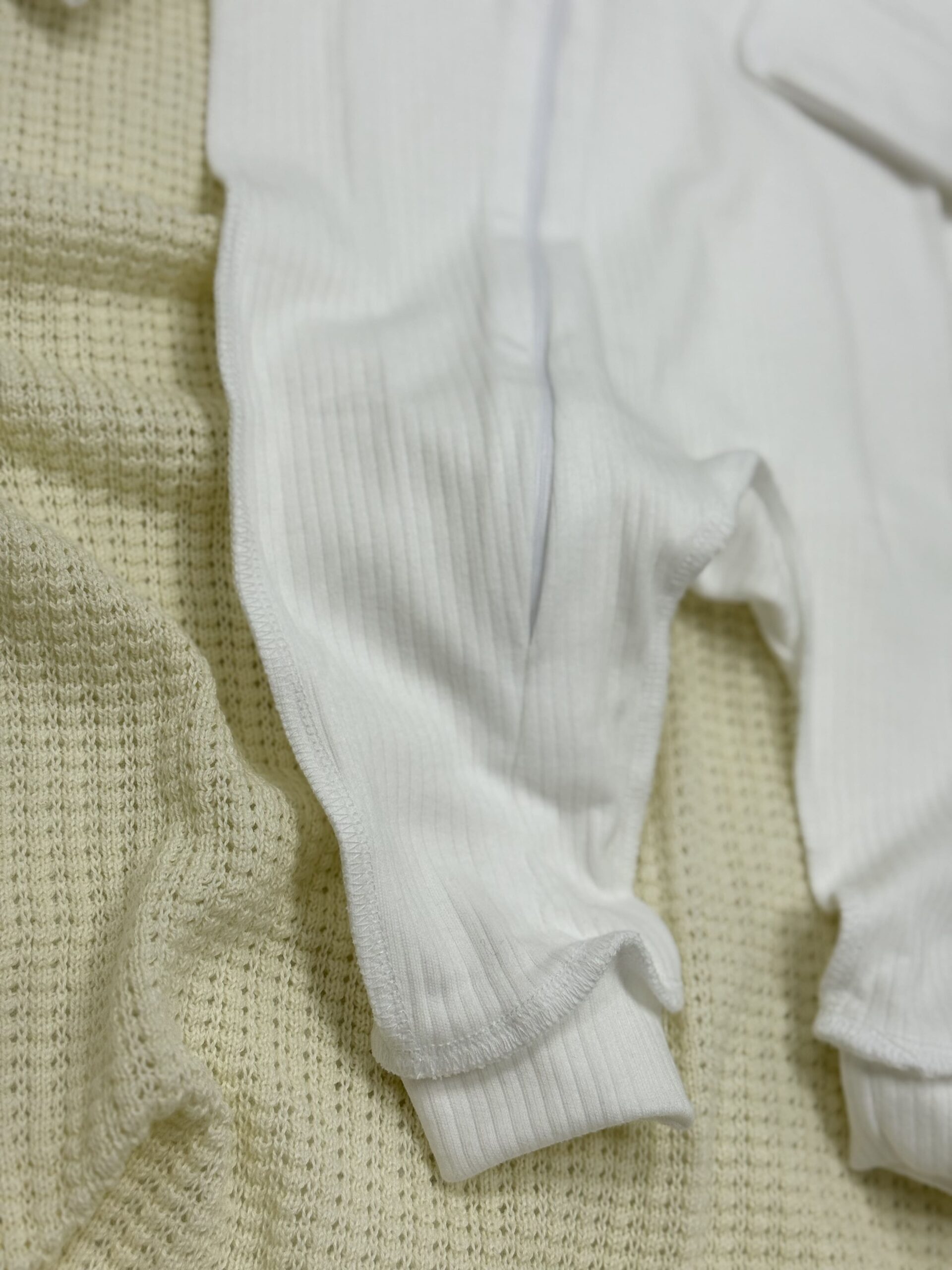 Комбинезон MATUSHKIN на молнии,открытые ножки, швы наружу, интерлок -лапша