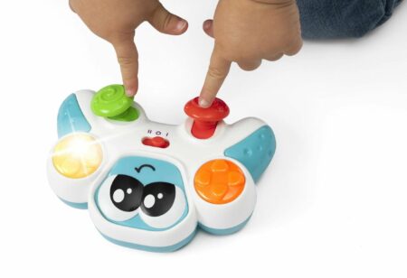 Игрушка Chicco пластиковая музыкальная Мой первый джойстик