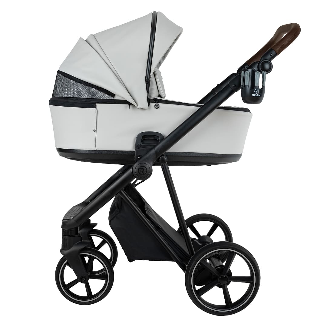 Коляска 2 в 1 ROAN SOL VINTAGE Luxury leather на черной раме 5 roan sol vintage