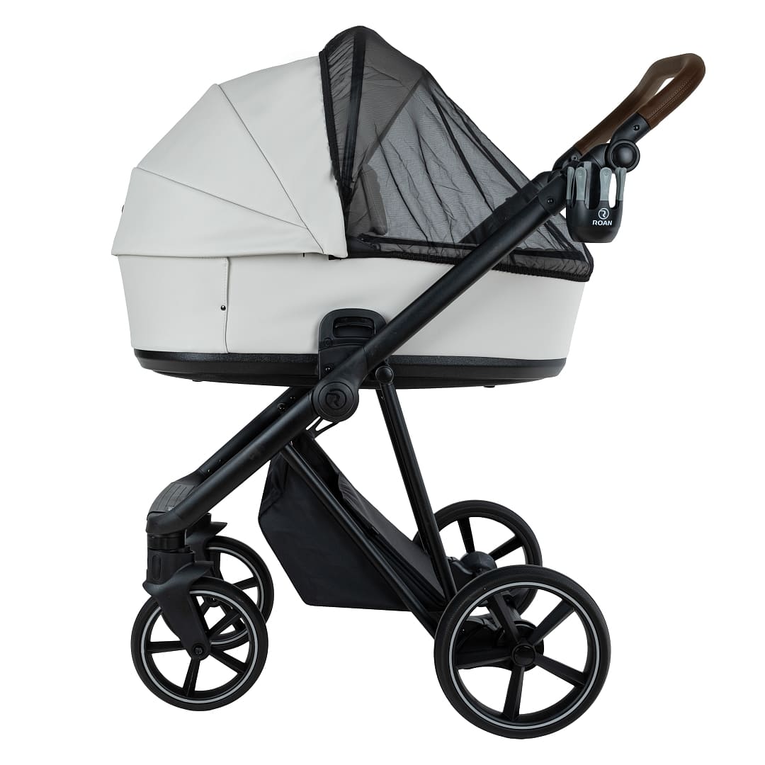 Коляска 2 в 1 ROAN SOL VINTAGE Luxury leather на черной раме 6 roan sol vintage