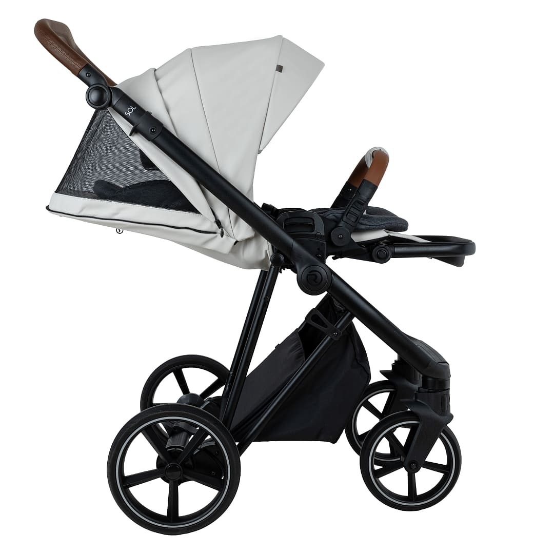 Коляска 2 в 1 ROAN SOL VINTAGE Luxury leather на черной раме 9 roan sol vintage