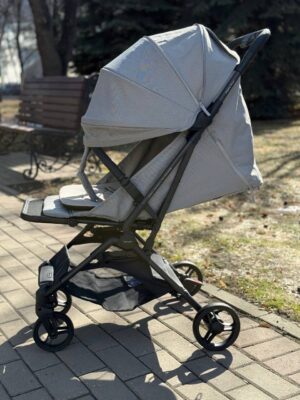 Коляска прогулочная Pituso Pera Plus