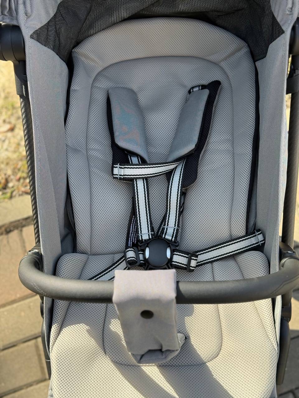 Коляска прогулочная Pituso Pera Plus