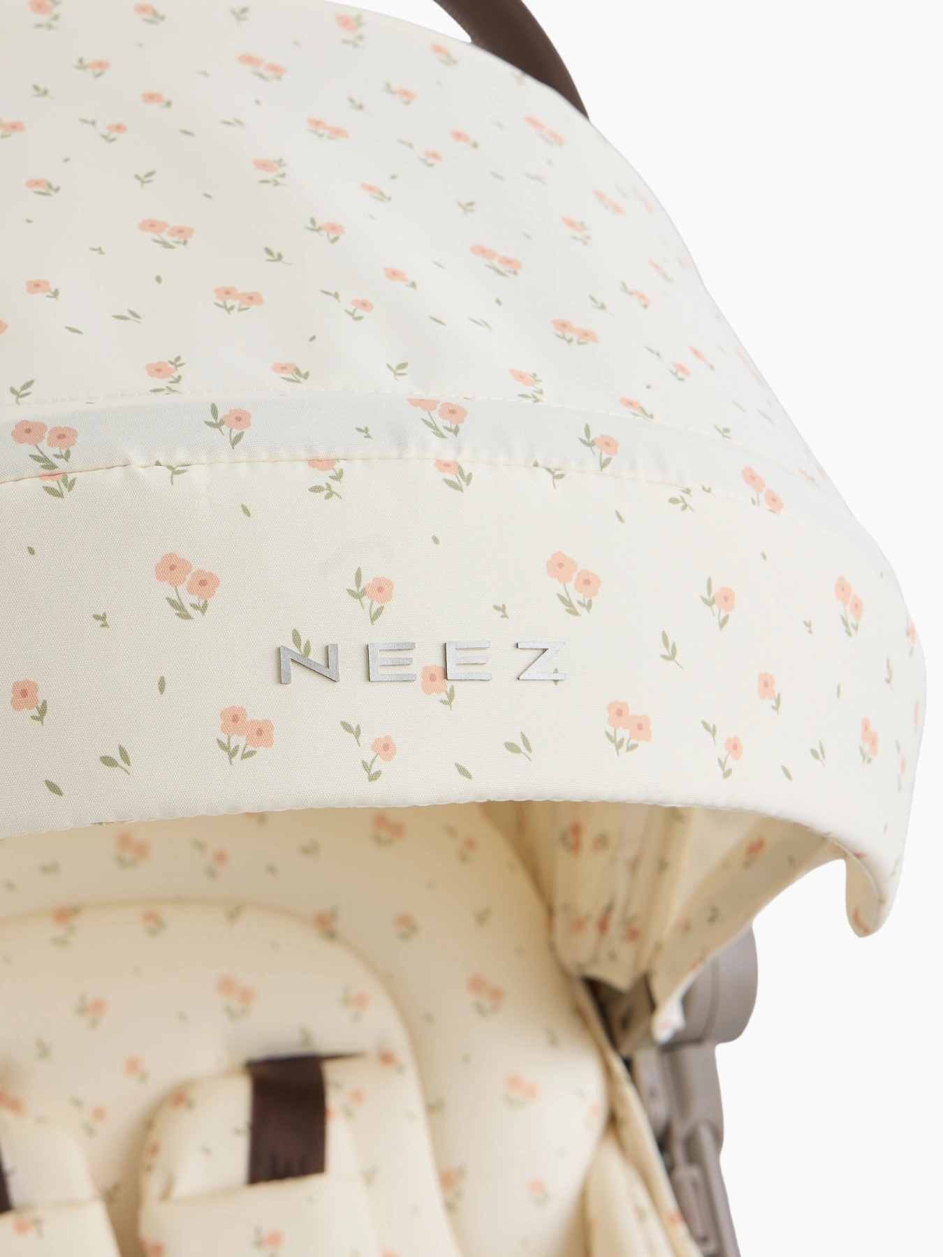 Коляска прогулочная Happy Baby NEEZ 12 Коляска прогулочная Happy Baby NEEZ